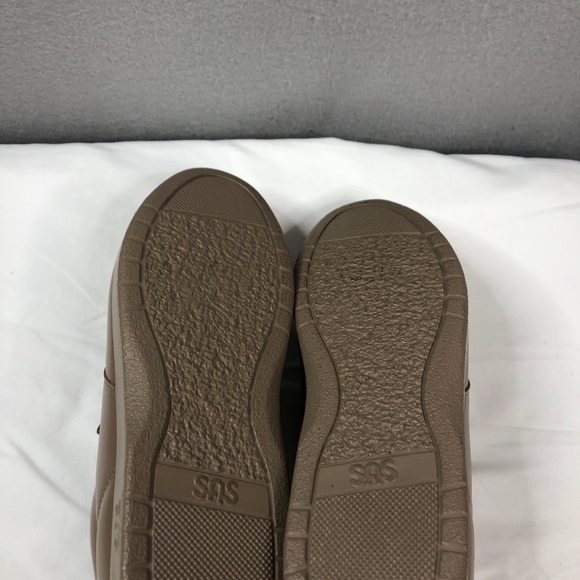 SAS Womens 8 Brown Sneaker tripad comfort  like new supportive made USA - Picture 8 of 10
